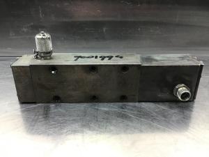 Liebherr Regulating Valve